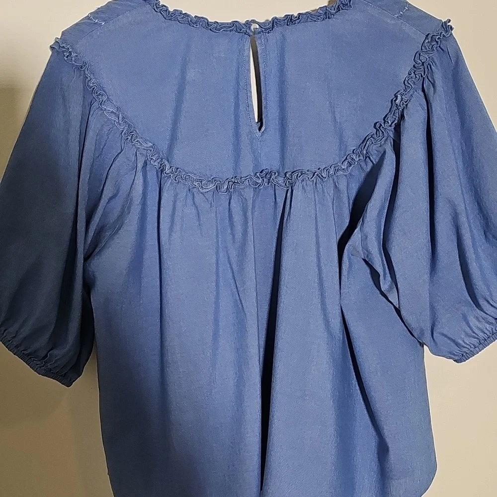 Blue Embroidered Women's Top By‎ Old Navy. Cotton Blend. Size XL BOHO
